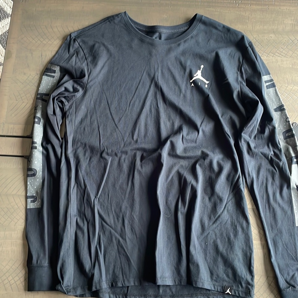 Large Black Jordon Long Sleeve